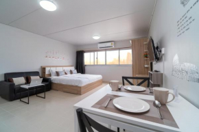 Popular Condo Muangthong by Khun Eve